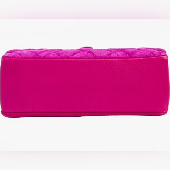 Kurt Geiger London Brixton Lock Shoulder Bag. - Picture 7 of 11